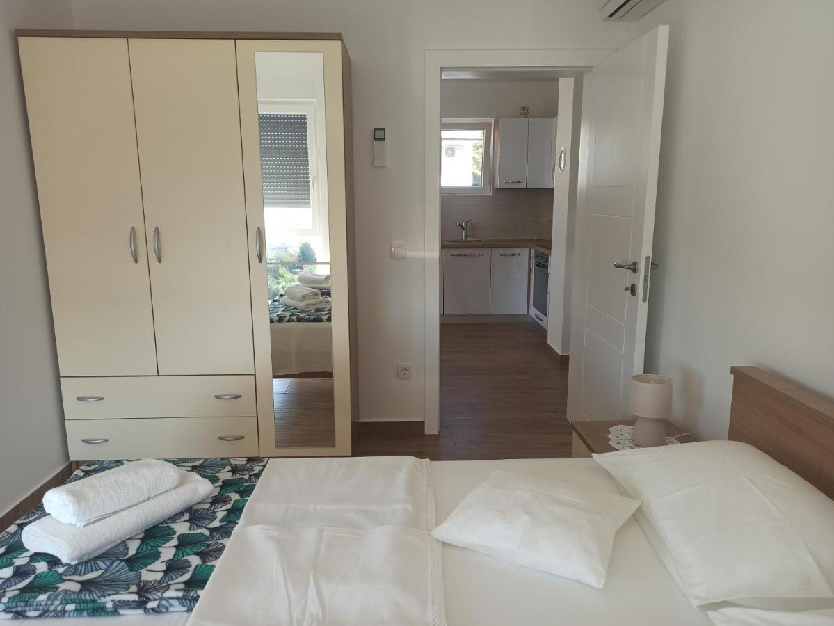 Apartment Bolanca Primošten Esterno foto