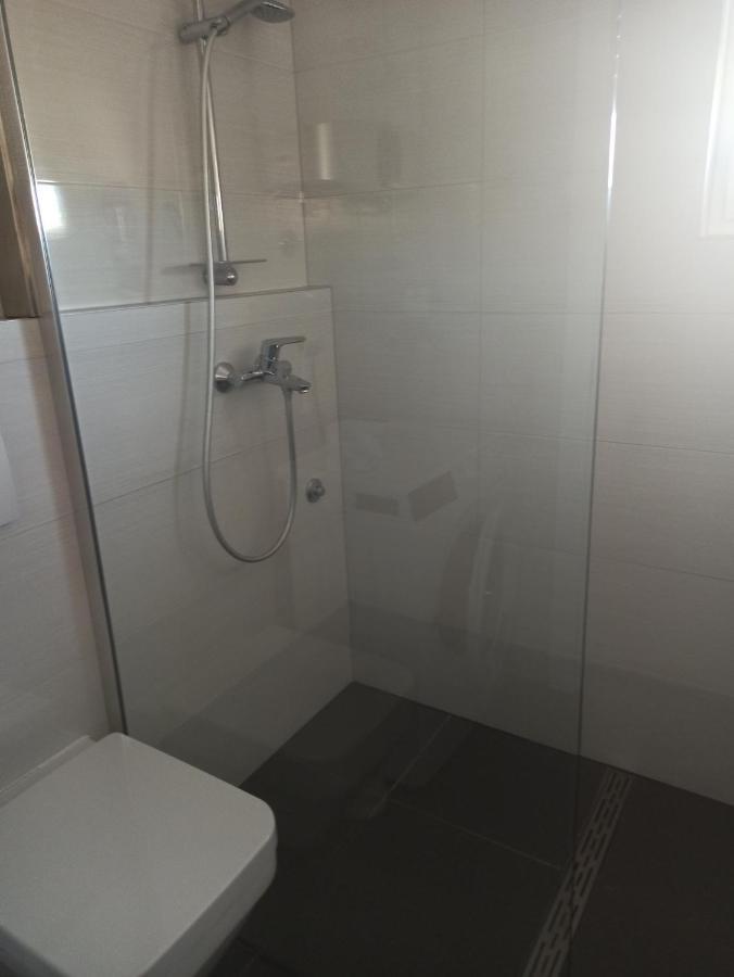 Apartment Bolanca Primošten Esterno foto