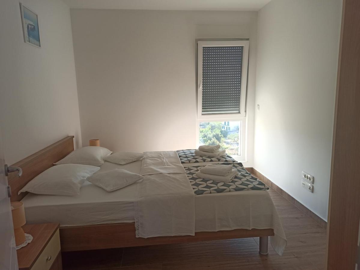 Apartment Bolanca Primošten Esterno foto