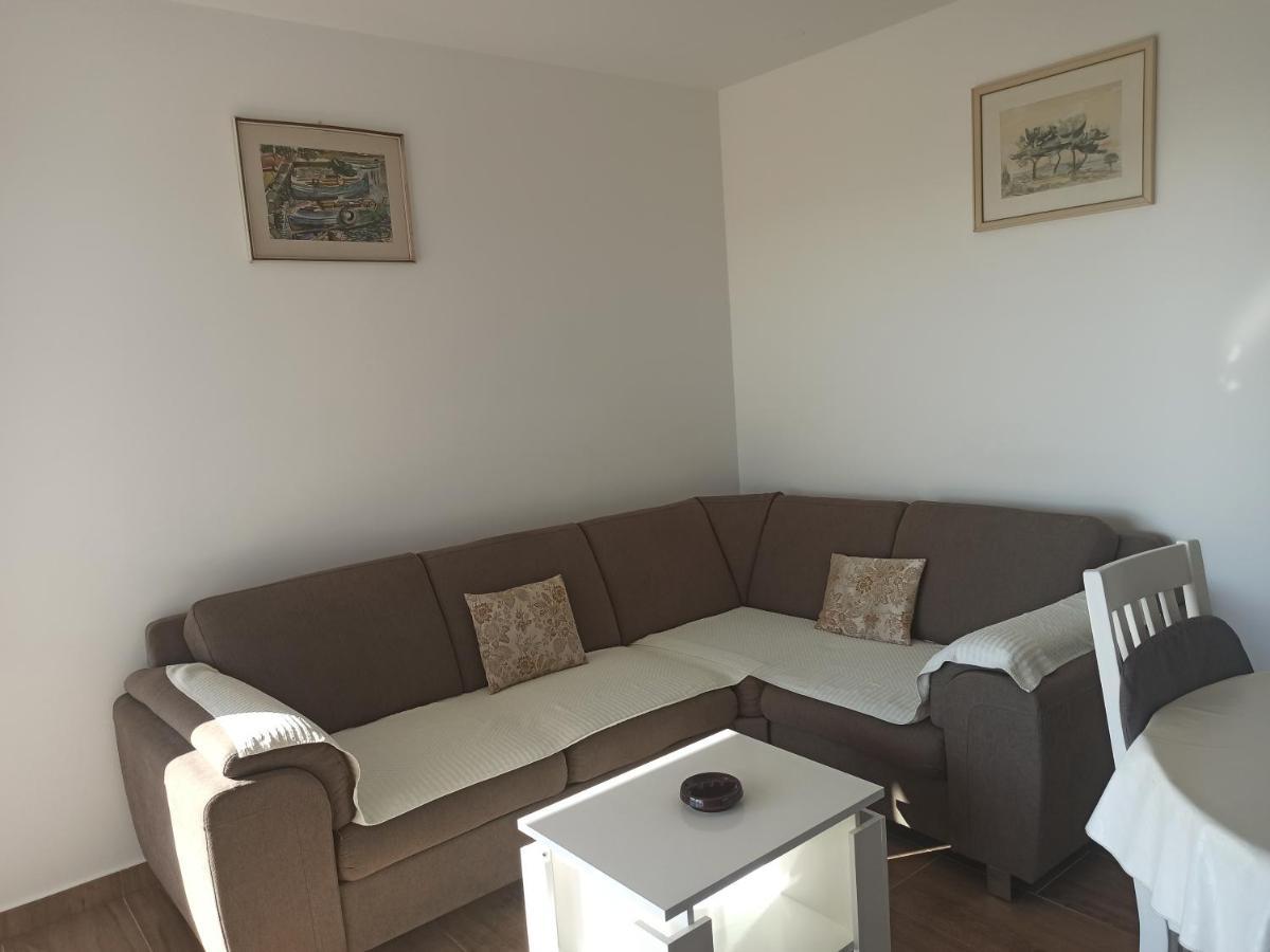 Apartment Bolanca Primošten Esterno foto
